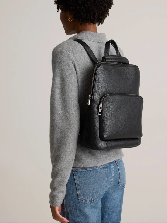 Quince Handbags - Quince Italian Leather Convertible Backpack